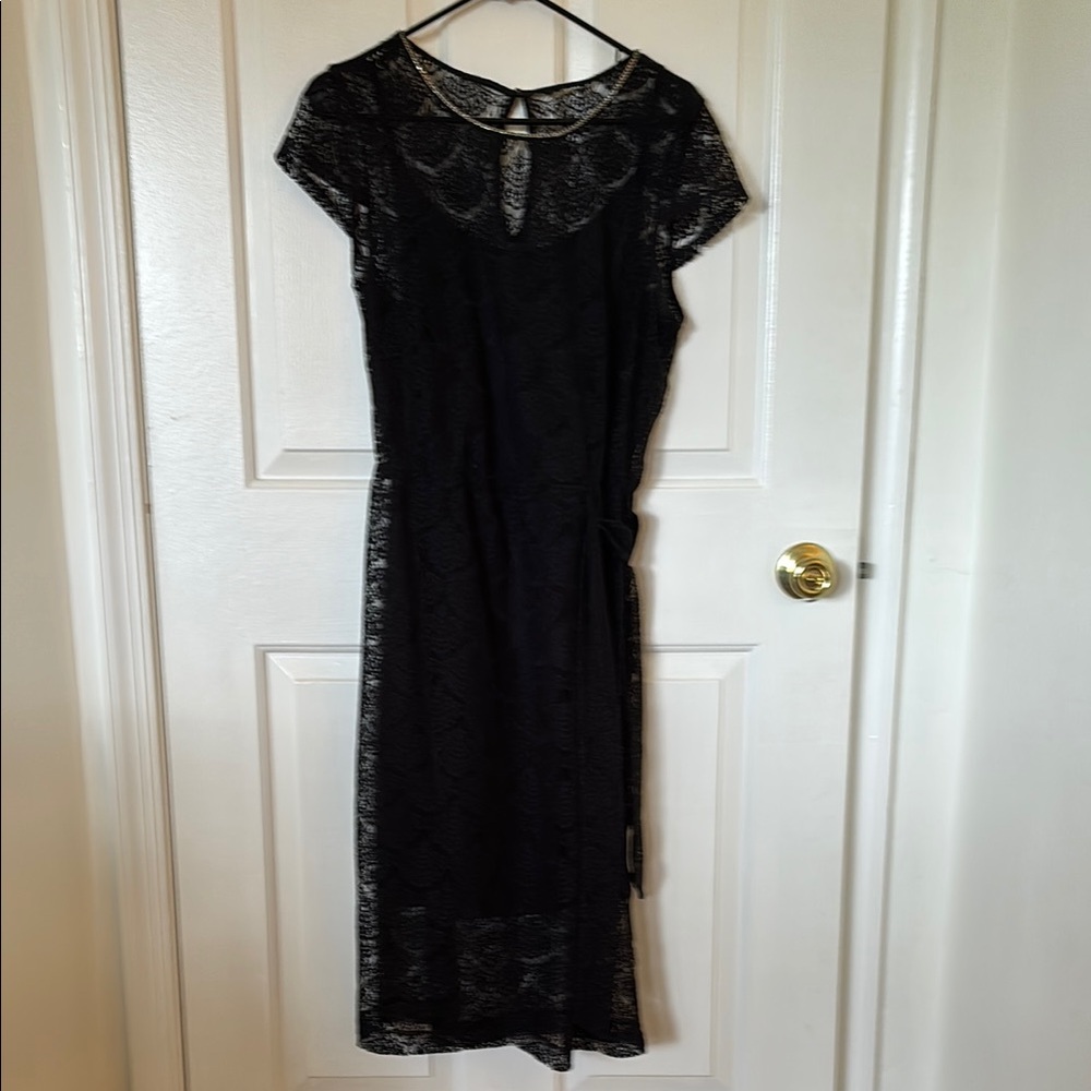 Jessica Simpson Black Lace Sheath Dress Midi Crew Neck NWOT
